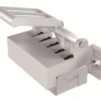 AUP 5 yardımcı pozisyon kontağı 400 Vac E2.2...E6.2 - sağ set ( EMAX2 )